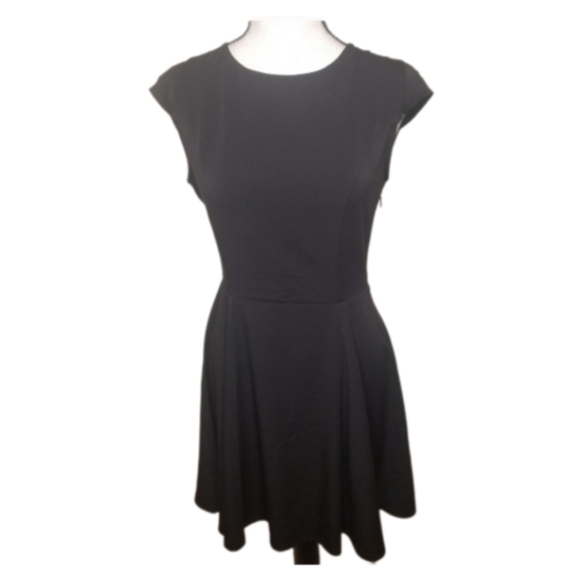 NWT Tobi MockNeck Backless A-line Dress - Picture 2 of 9
